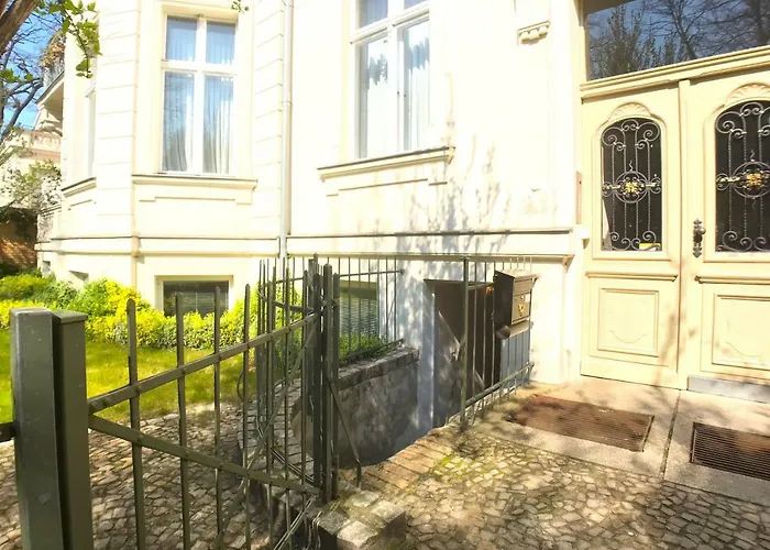 Amaroo - Apartments Potsdam “Alexandrowka”